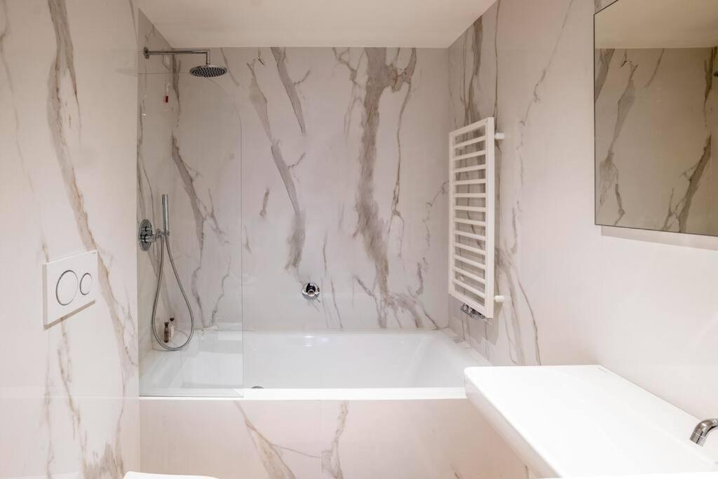 Classy & Quiet - Beautiful In Cannaregio Apartamento Venecia